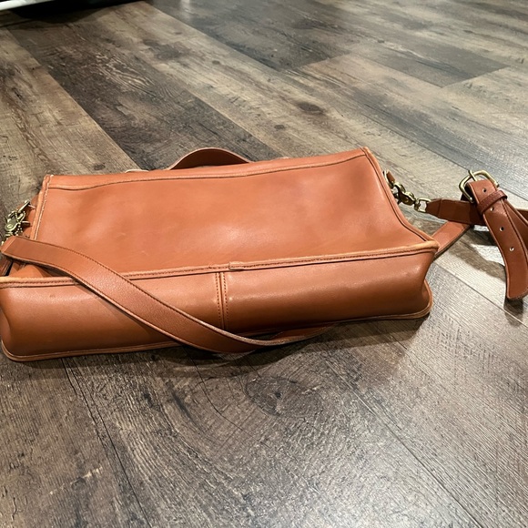 Vintage COACH Leather Briefcase - Picture 6 of 15